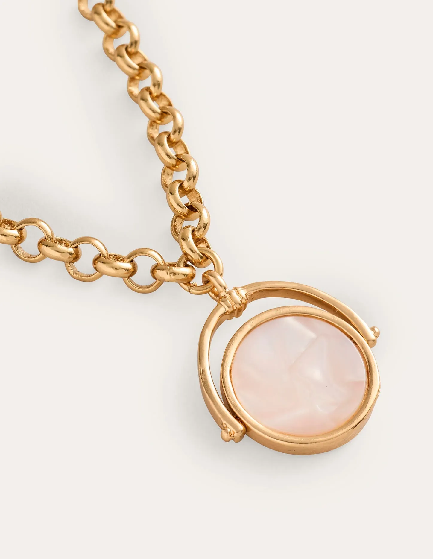 Classic Pendant Necklace-Gold