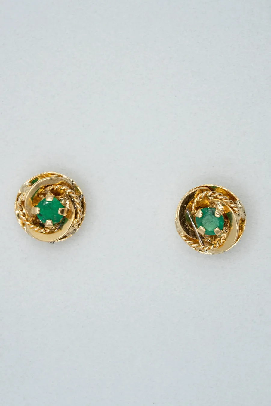 Emerald, 18-karat gold, Colombian emerald and gold flower stud earrings