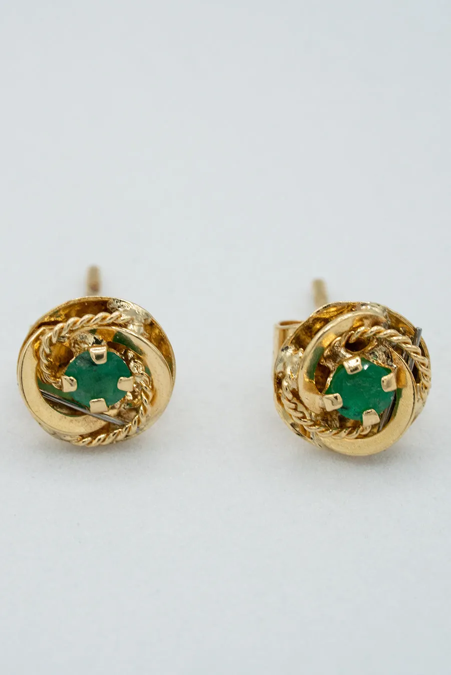 Emerald, 18-karat gold, Colombian emerald and gold flower stud earrings