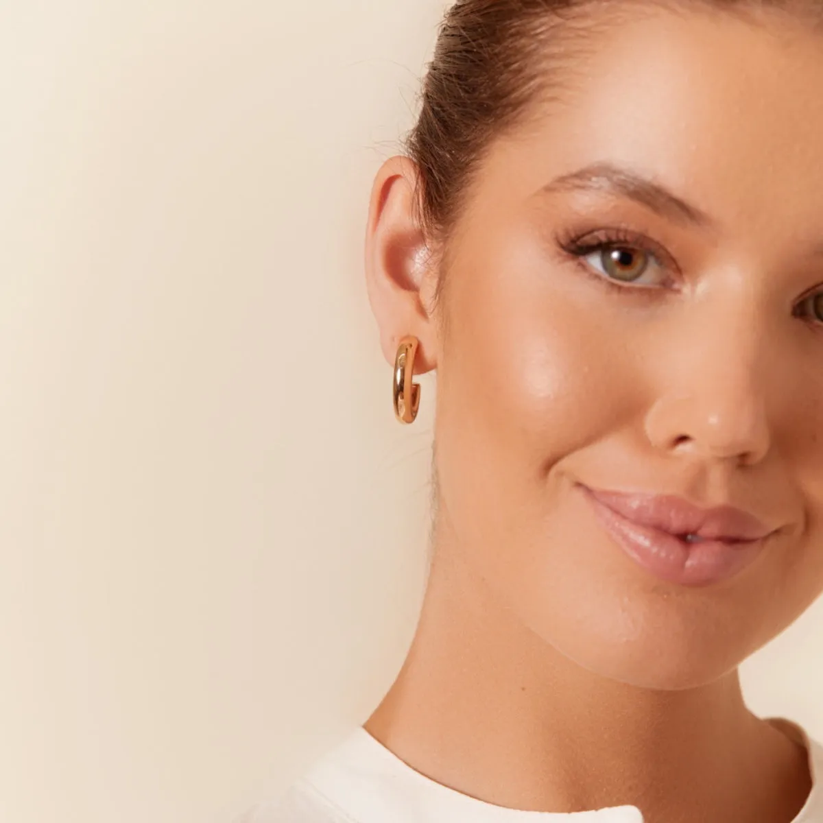 Isla Mid Tube Hoop Earrings (Silver)