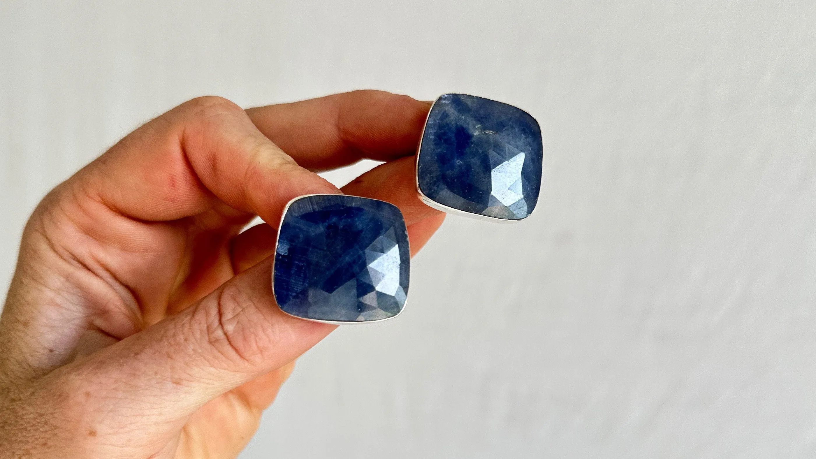 Tanzanite Post Earrings. Sterling Silver. 2046