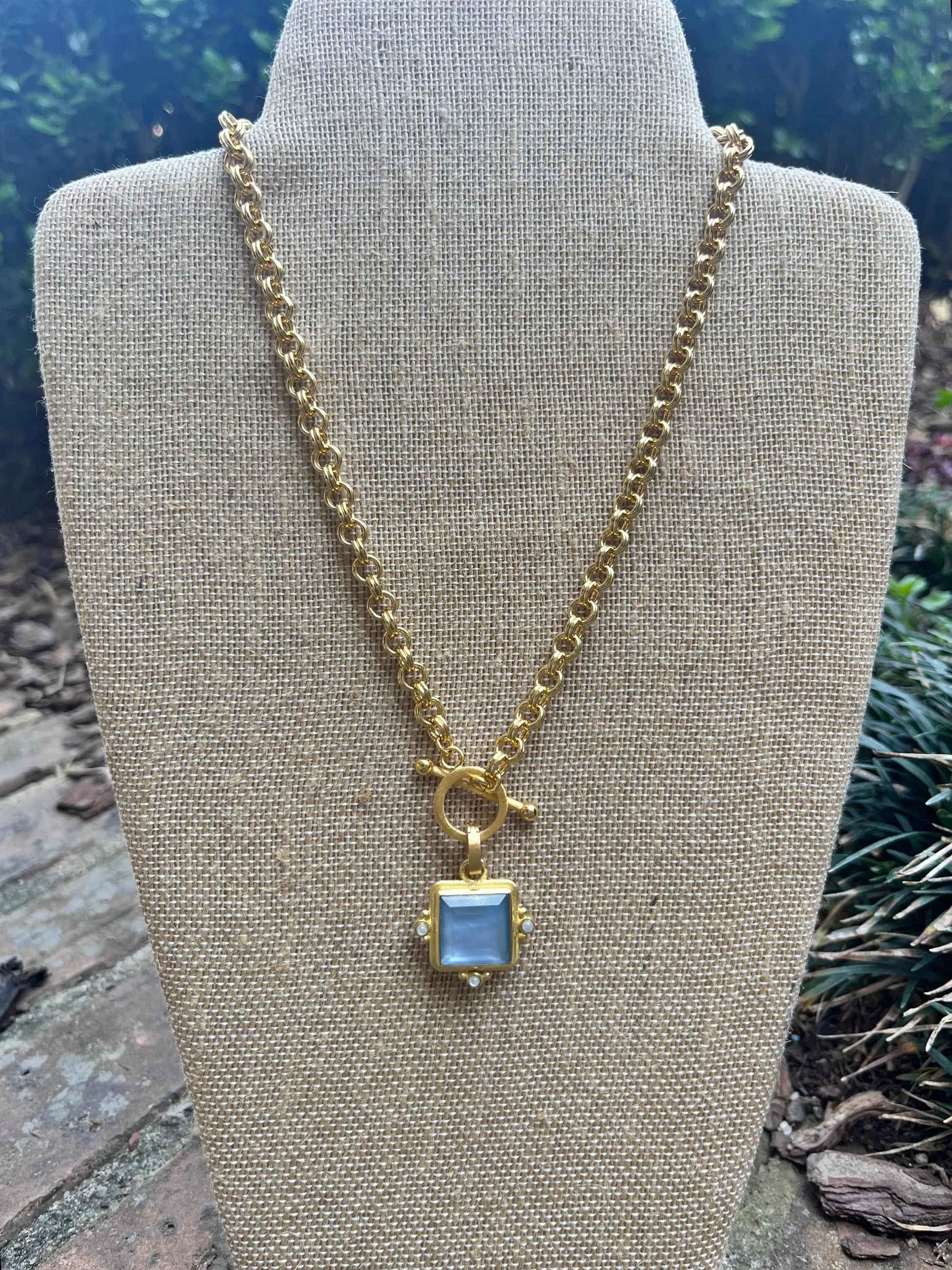 Victoria Necklace